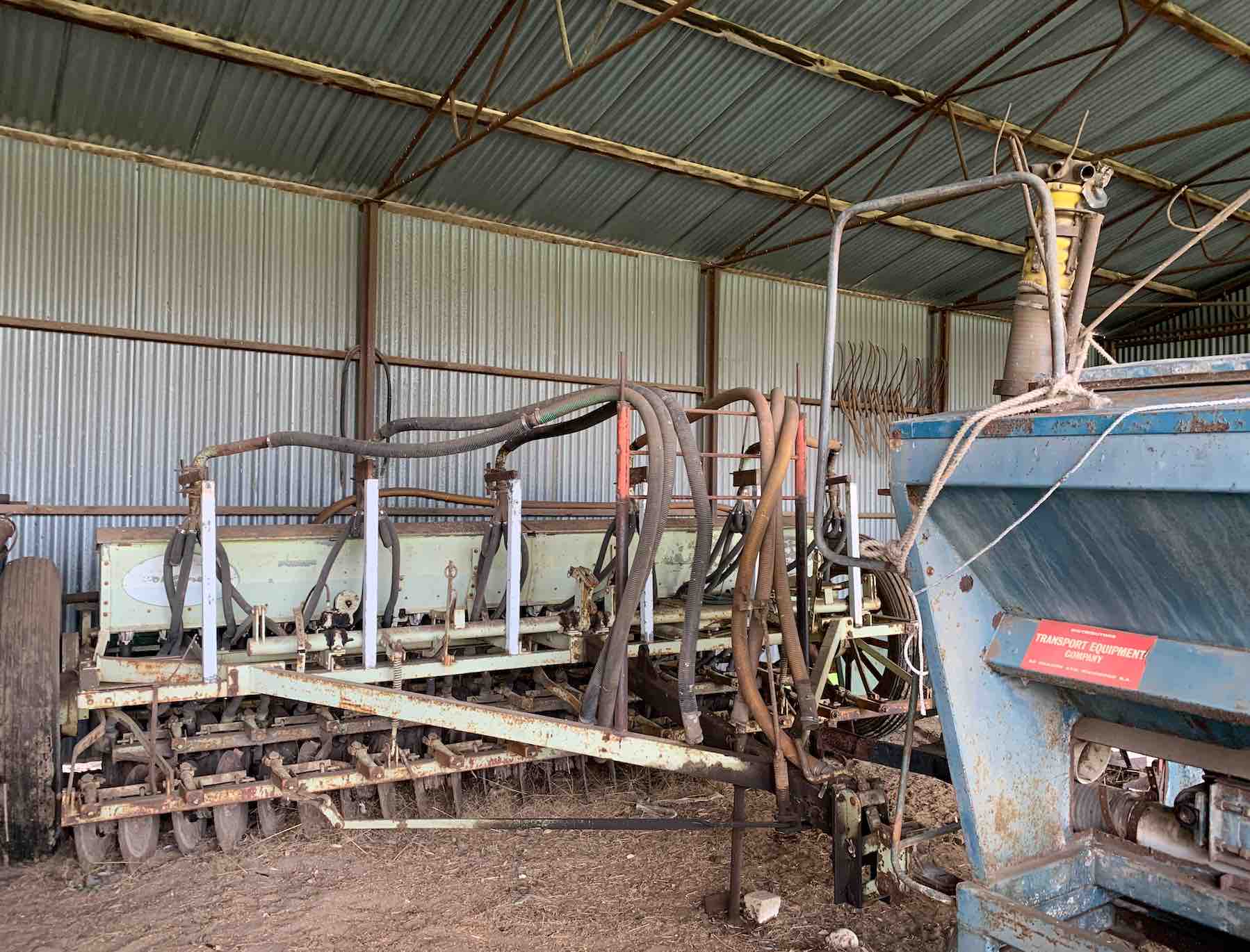 COMPRESSED shearer phot 3